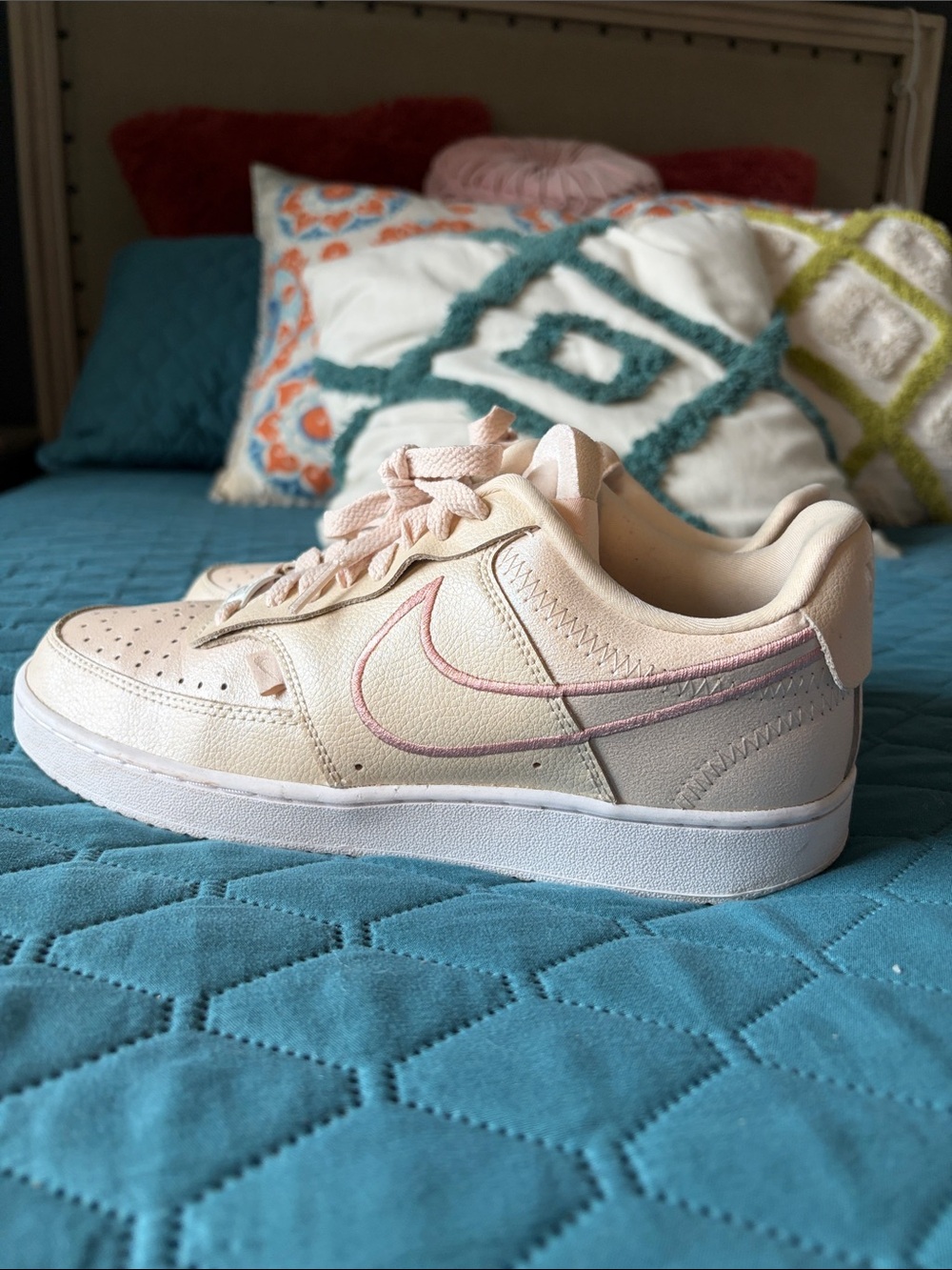 Nike Sneakers - Picture 2 of 5